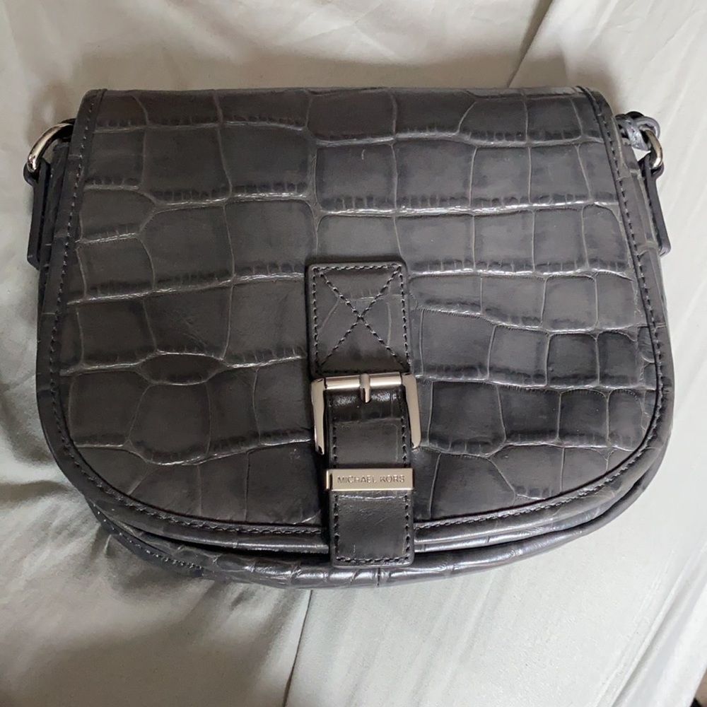 EUC Michael Kors gray bag